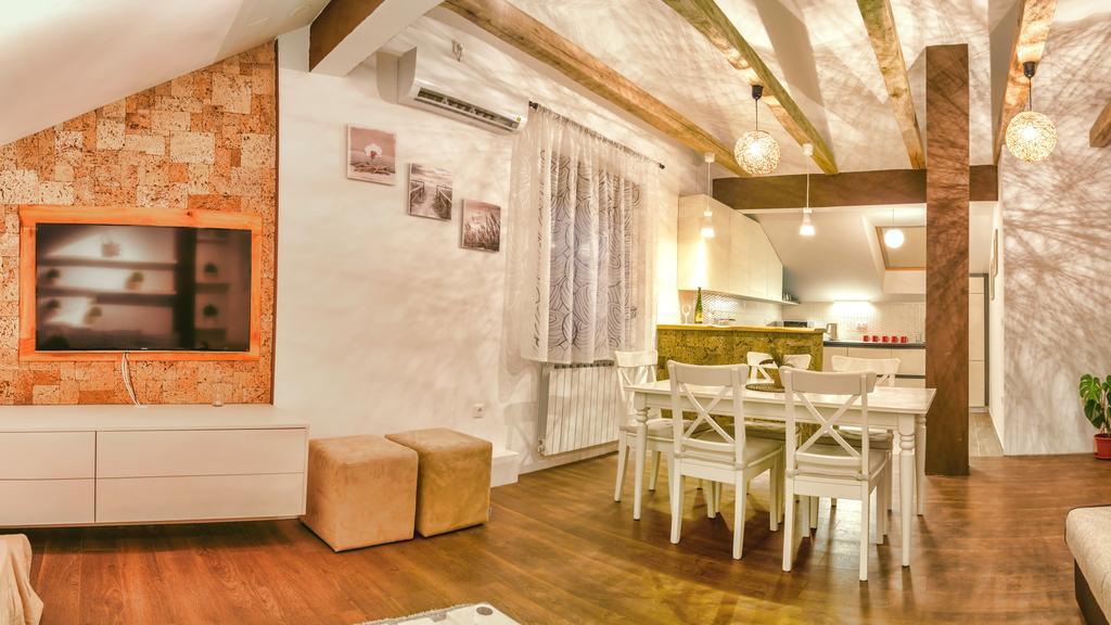 Apartments Lucic Слуни Номер фото